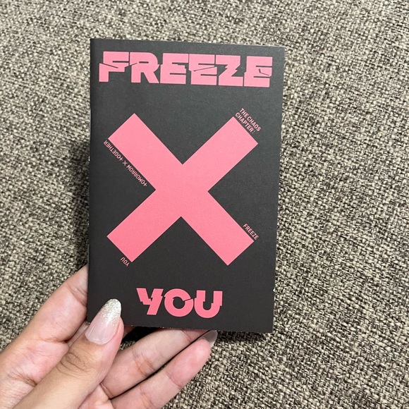 TOMORROW X TOGETHER The Chaos Chapter: FREEZE You Version Album - Picture 6 of 14